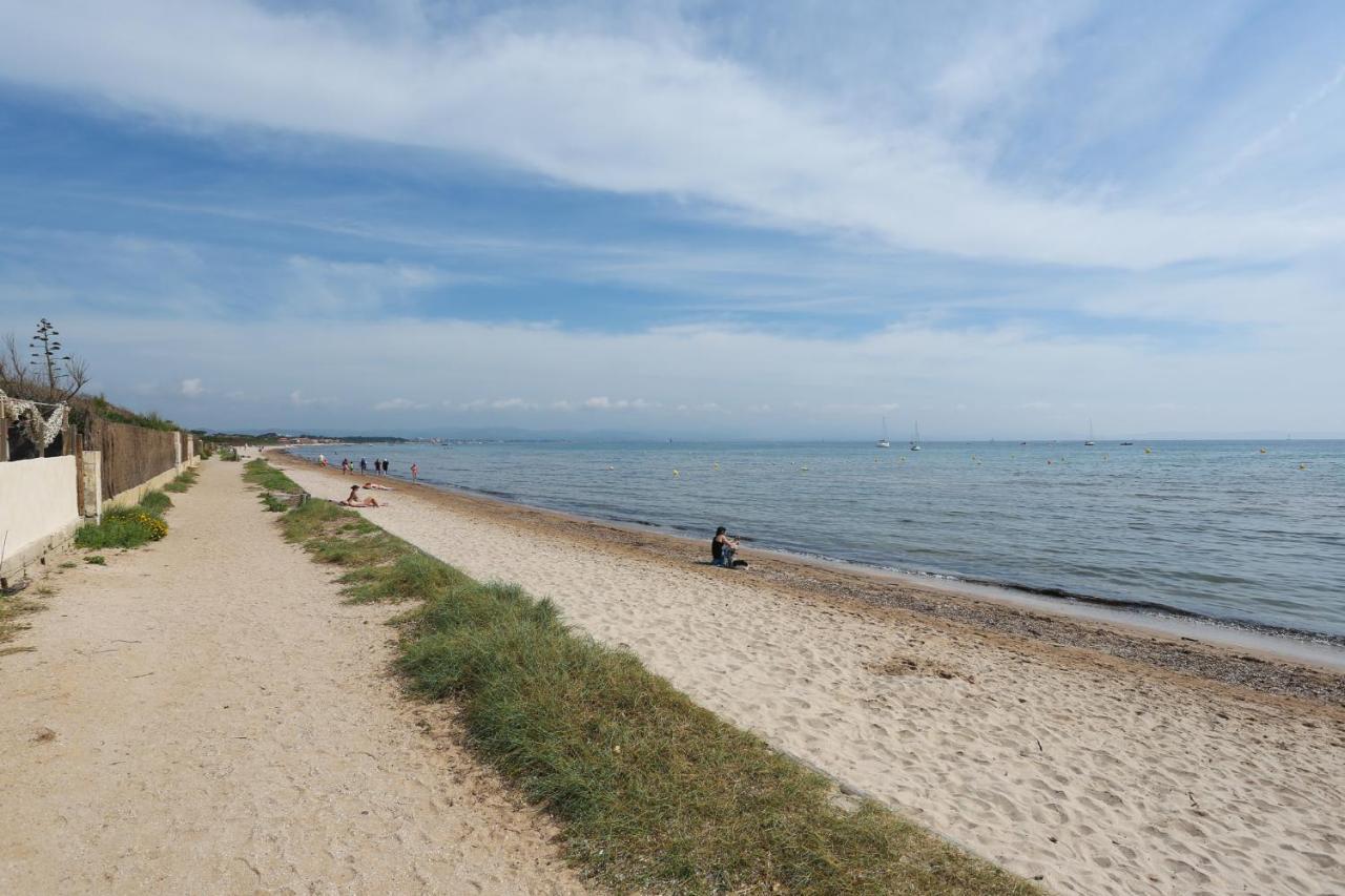 Appartements Acces Prive Plage De La Bergerie Hyeres Ngoại thất bức ảnh